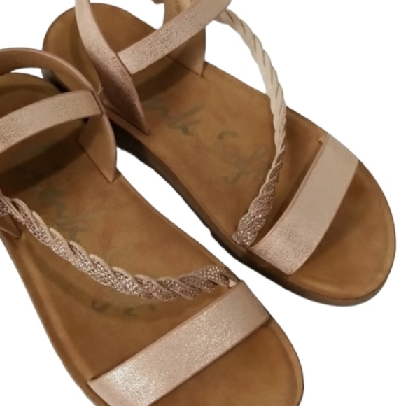 Girls Sandals Rose Gold Size 3 - Picture 1 of 15